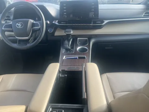 Another view of 2021 Toyota Sienna XLE for sale in Cockeysville, MD at Hi Lo Auto Sales - Cockeysville