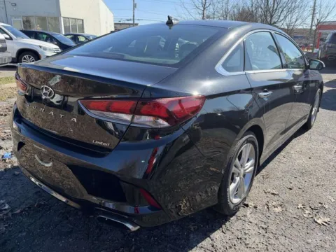More photos of 2018 Hyundai Sonata Limited at Hi Lo Auto Sales - Cockeysville, MD