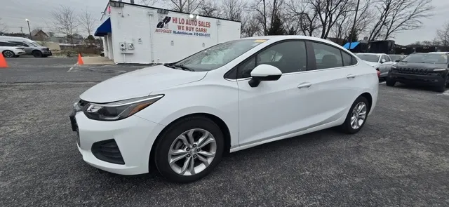 White 2019 Chevrolet Cruze LT for sale in Cockeysville, MD