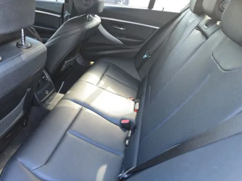 More photos of 2018 BMW 3 Series 330i xDrive at Hi Lo Auto Sales - Cockeysville, MD
