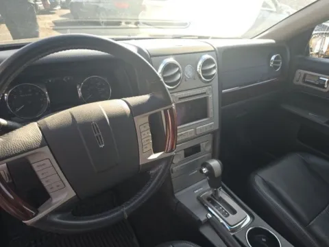 More photos of 2009 Lincoln MKZ at Hi Lo Auto Sales - Cockeysville, MD