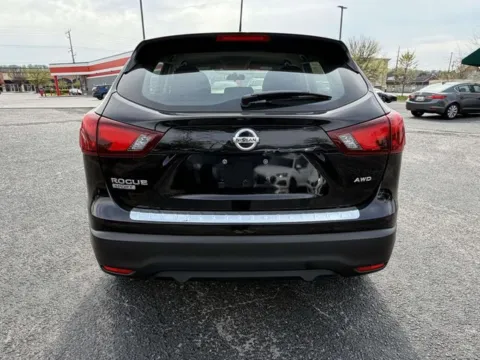 More photos of 2018 Nissan Rogue Sport S at Hi Lo Auto Sales - Cockeysville, MD