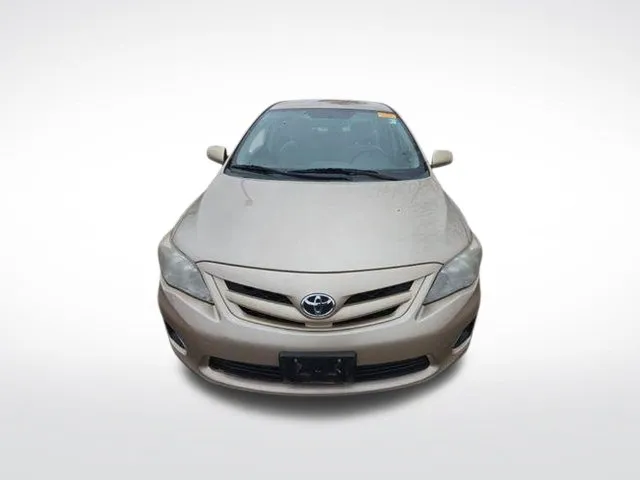 Toyota Corolla photo 2
