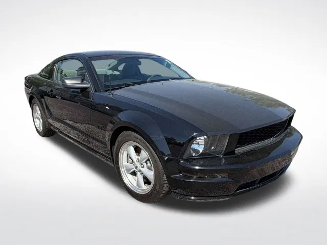 Ford Mustang photo 6