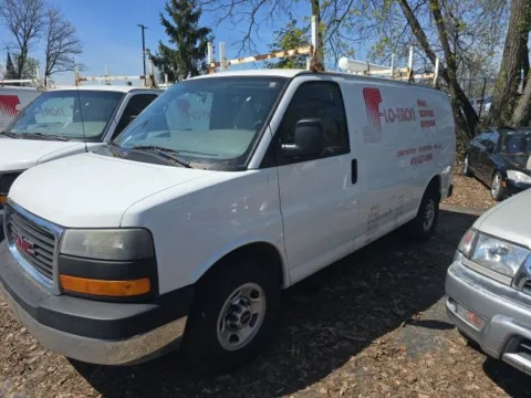White 2014 GMC Savana 2500 Work Van for sale in Cockeysville, MD