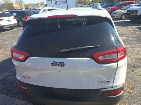 More photos of 2015 Jeep Cherokee Latitude at Hi Lo Auto Sales - Cockeysville, MD