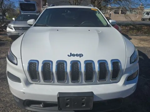 Photos of 2015 Jeep Cherokee Latitude for sale in Cockeysville, MD at Hi Lo Auto Sales - Cockeysville