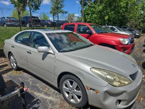 Photos of 2005 Lexus ES 330 for sale in Cockeysville, MD at Hi Lo Auto Sales - Cockeysville
