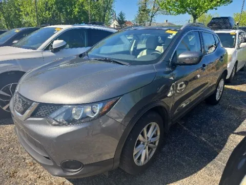 Gray 2018 Nissan Rogue Sport SV for sale in Cockeysville, MD