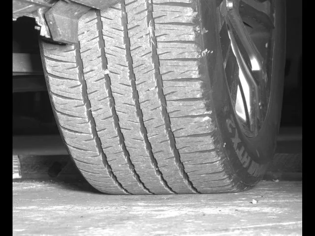 Ford Explorer photo 14