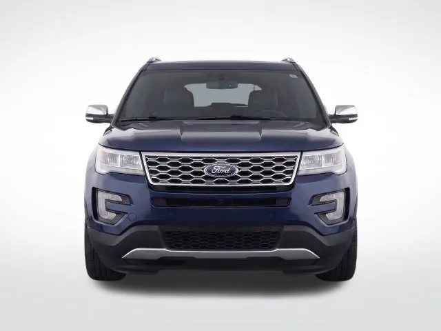Ford Explorer photo 5
