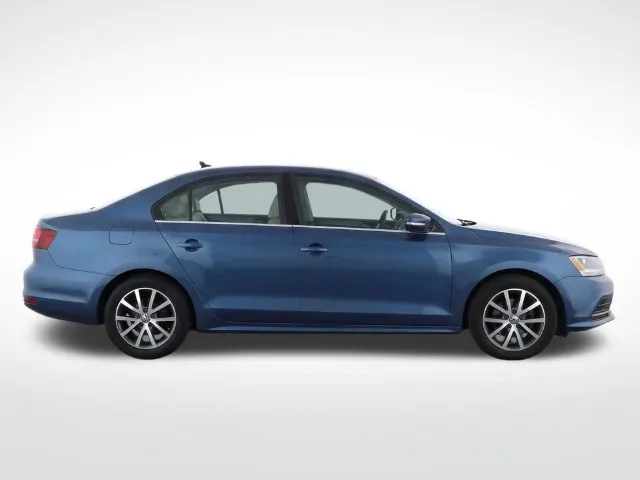 2017 Volkswagen Jetta 1.4T SE photo 8