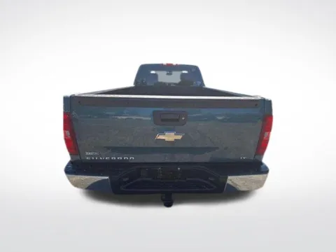 More photos of 2009 Chevrolet Silverado 1500 LT at Used Cars of Baltimore, MD