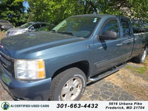 Gray 2009 Chevrolet Silverado 1500 LT for sale in Cockeysville, MD