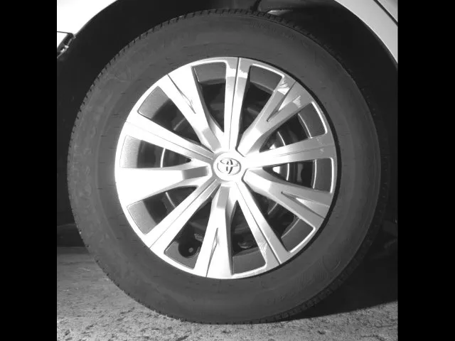 Toyota Camry photo 12