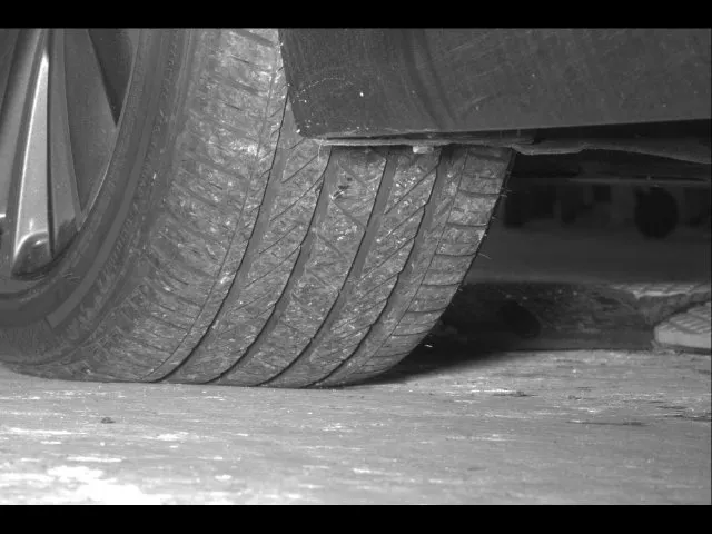 Lexus ES photo 13