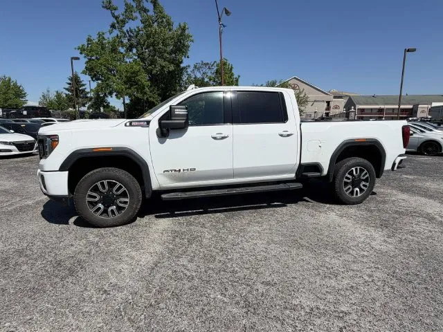 GMC Sierra photo 2