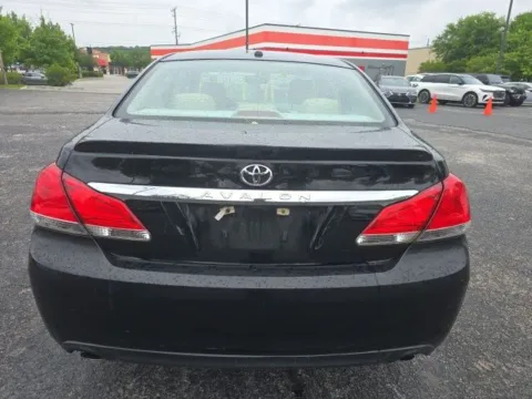 More photos of 2011 Toyota Avalon Limited at Hi Lo Auto Sales - Cockeysville, MD