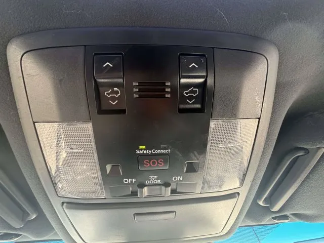Lexus GX photo 12