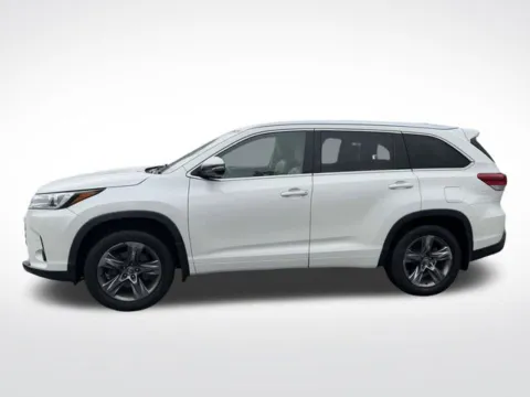 Photos of 2019 Toyota Highlander Limited Platinum for sale in Cockeysville, MD at Used Cars of Baltimore