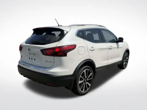More photos of 2018 Nissan Rogue Sport SL at Used Cars of Baltimore, MD
