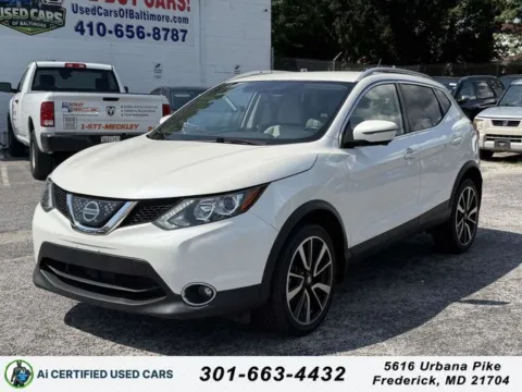 White 2018 Nissan Rogue Sport SL for sale in Cockeysville, MD