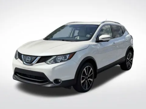 White 2018 Nissan Rogue Sport SL for sale in Cockeysville, MD