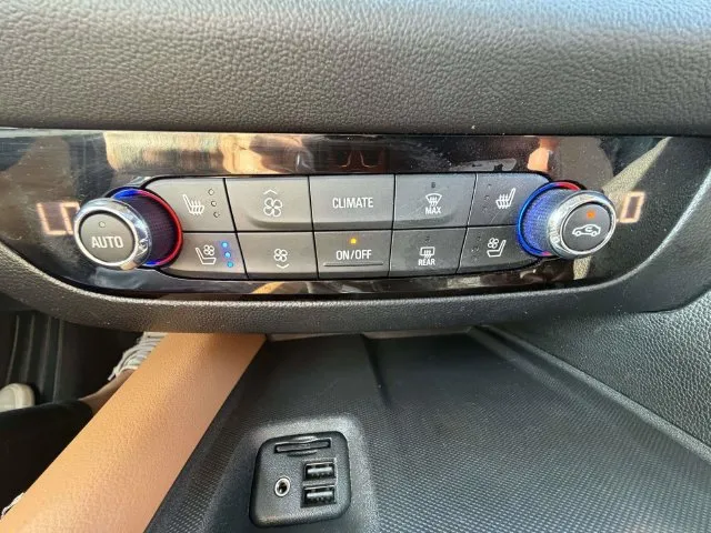 Buick Enclave photo 14