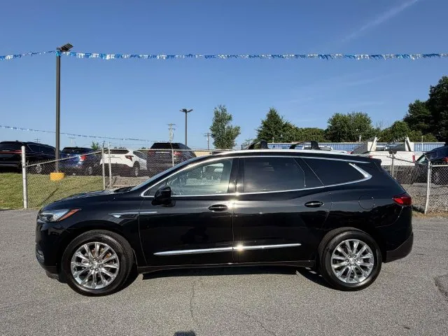 Buick Enclave photo 2