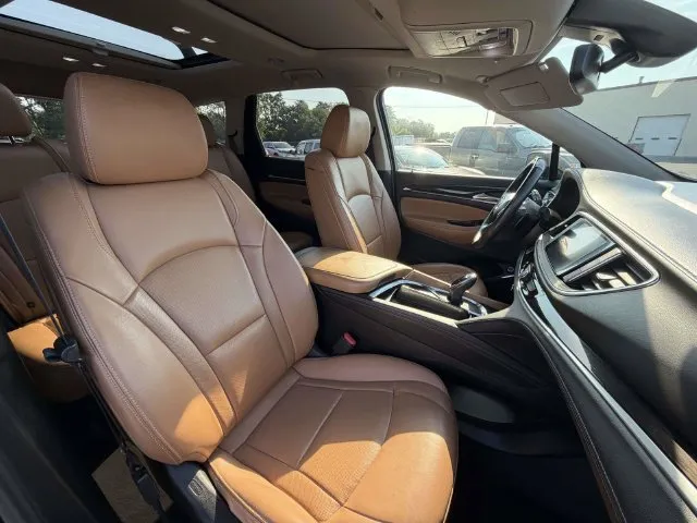 Buick Enclave photo 8