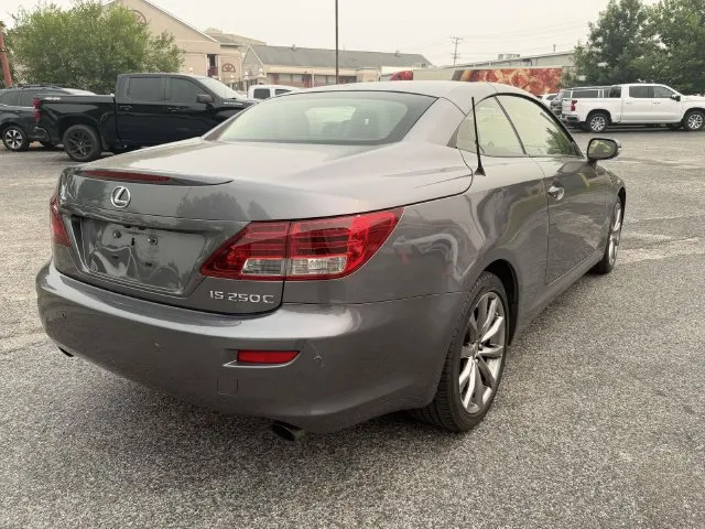 Lexus IS photo 5
