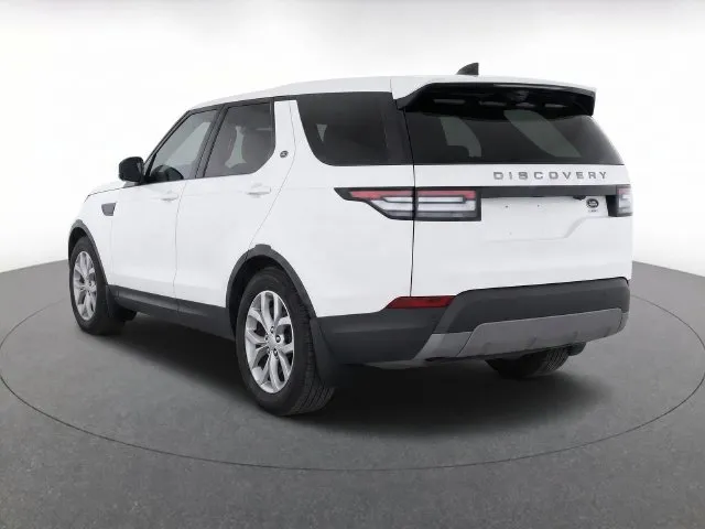 Land Rover Discovery photo 4