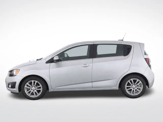 Chevrolet Sonic photo 7