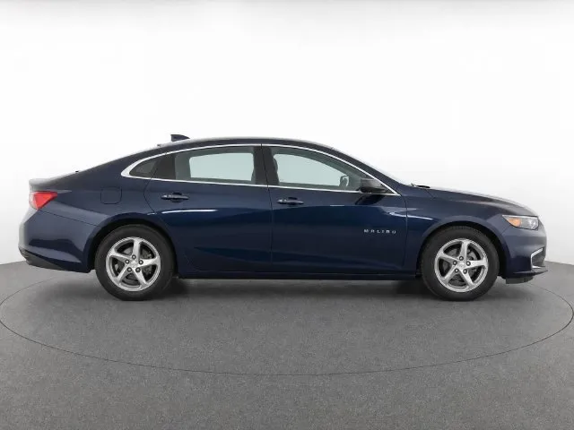 Chevrolet Malibu photo 8