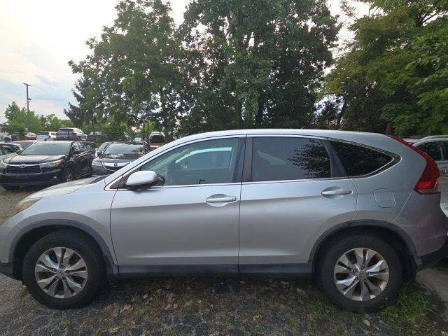 Honda CR-V photo 2