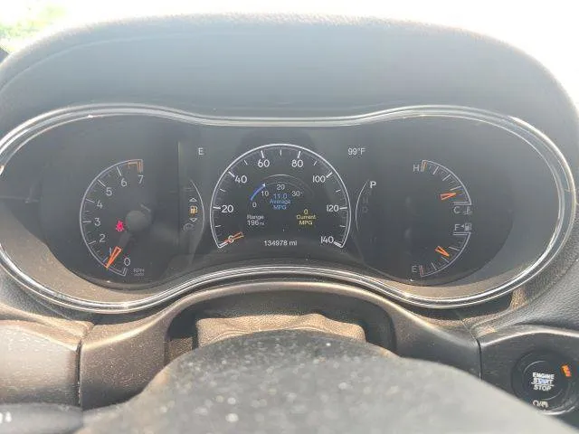 Jeep Grand Cherokee photo 12