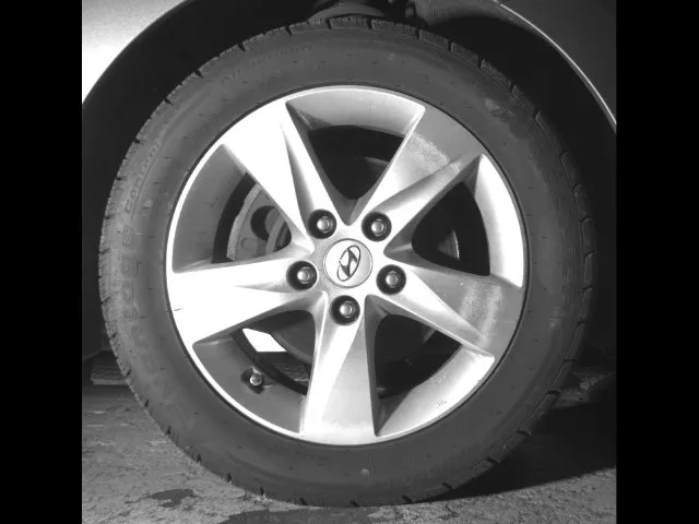 Hyundai Elantra photo 10