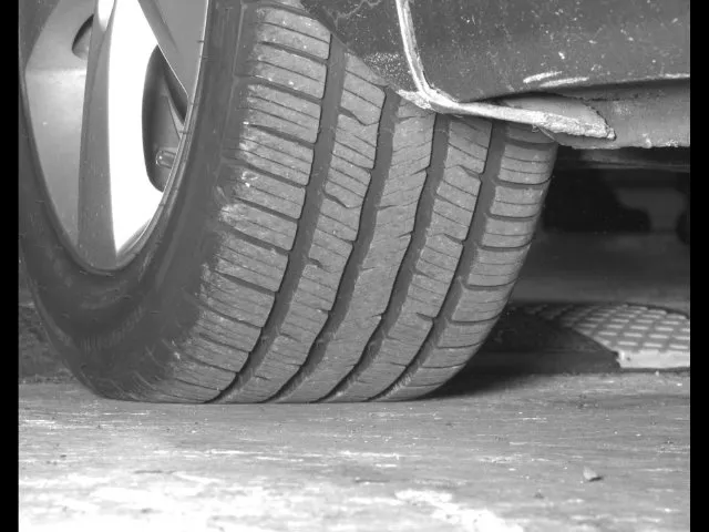 Hyundai Elantra photo 13