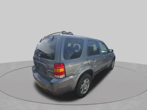 More photos of 2007 Ford Escape Limited at Used Cars of Baltimore, MD