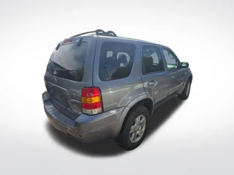 More photos of 2007 Ford Escape Limited at Used Cars of Baltimore, MD