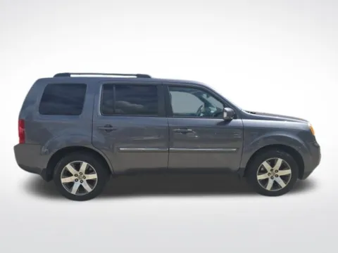 More photos of 2014 Honda Pilot Touring at Used Cars of Baltimore, MD