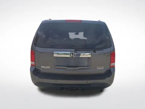 More photos of 2014 Honda Pilot Touring at Used Cars of Baltimore, MD