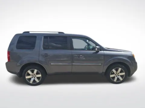 More photos of 2014 Honda Pilot Touring at Used Cars of Baltimore, MD