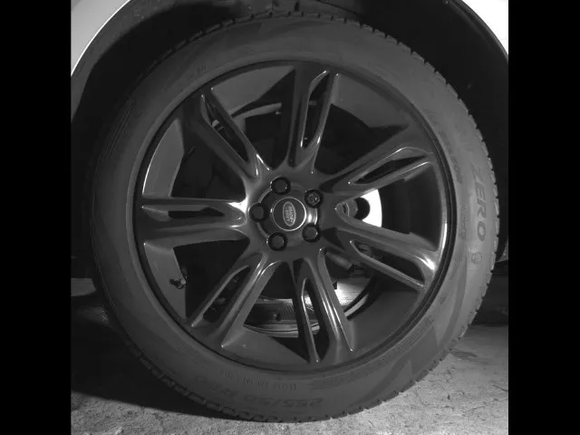 Land Rover Range Rover Velar photo 12