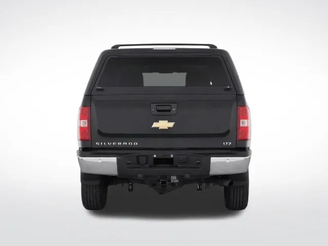 Chevrolet Silverado photo 5