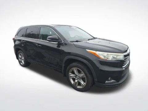 Another view of 2015 Toyota Highlander Limited for sale in Cockeysville, MD at Used Cars of Baltimore