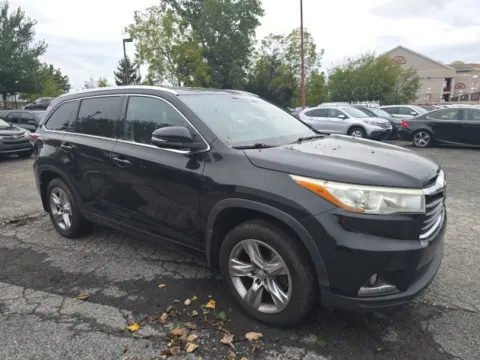 Another view of 2015 Toyota Highlander Limited for sale in Cockeysville, MD at Used Cars of Baltimore