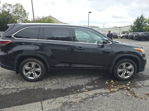 More photos of 2015 Toyota Highlander Limited at Used Cars of Baltimore, MD