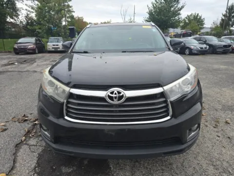 Photos of 2015 Toyota Highlander Limited for sale in Cockeysville, MD at Used Cars of Baltimore