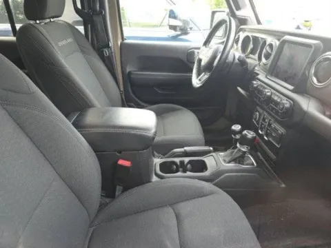More photos of 2020 Jeep Gladiator Overland at Used Cars of Baltimore, MD